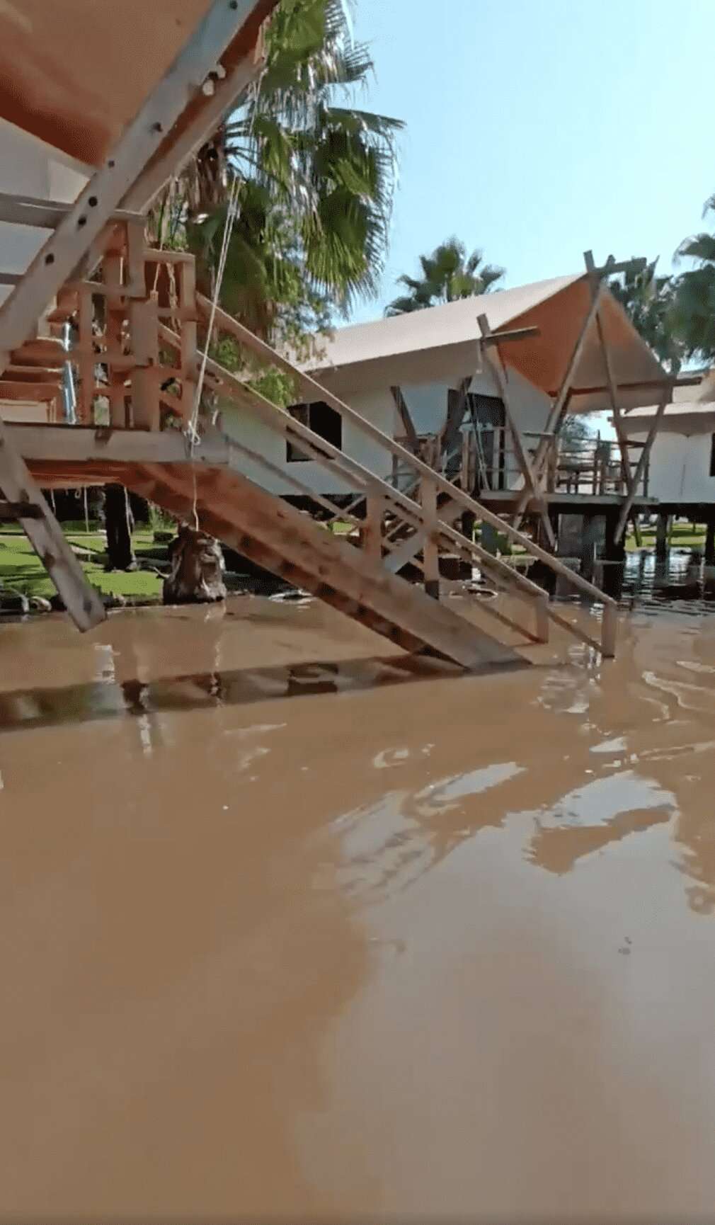 Isla Tzibanzá casi bajo el agua 15 Tzibanzá