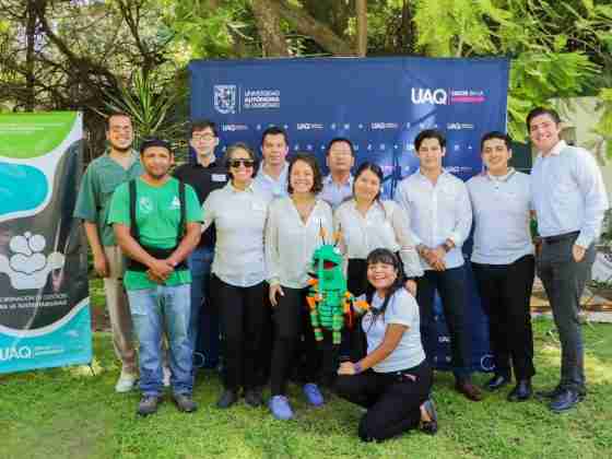 Plantan en la UAQ 270 árboles con Campaña de Reintegración Vegetal 2024 15 UAQ